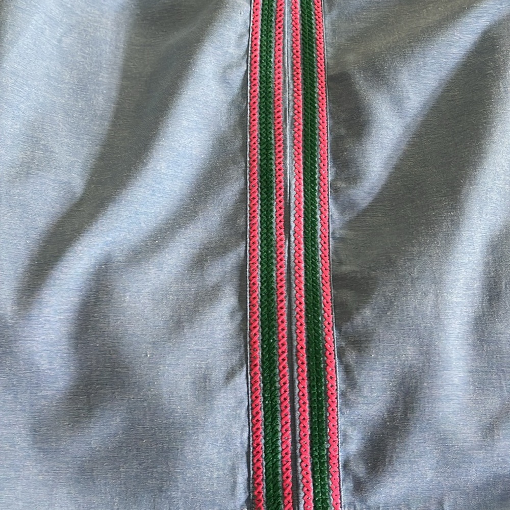 Embroidered blouse. - Picture 7 of 7